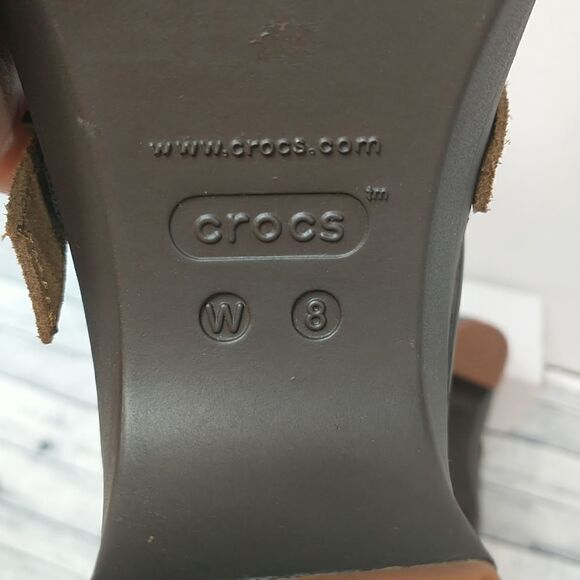 CROCS Sarah Belted Clogs 203631 Womens SZ8 Brown Leather Strap - Picture 9 of 12